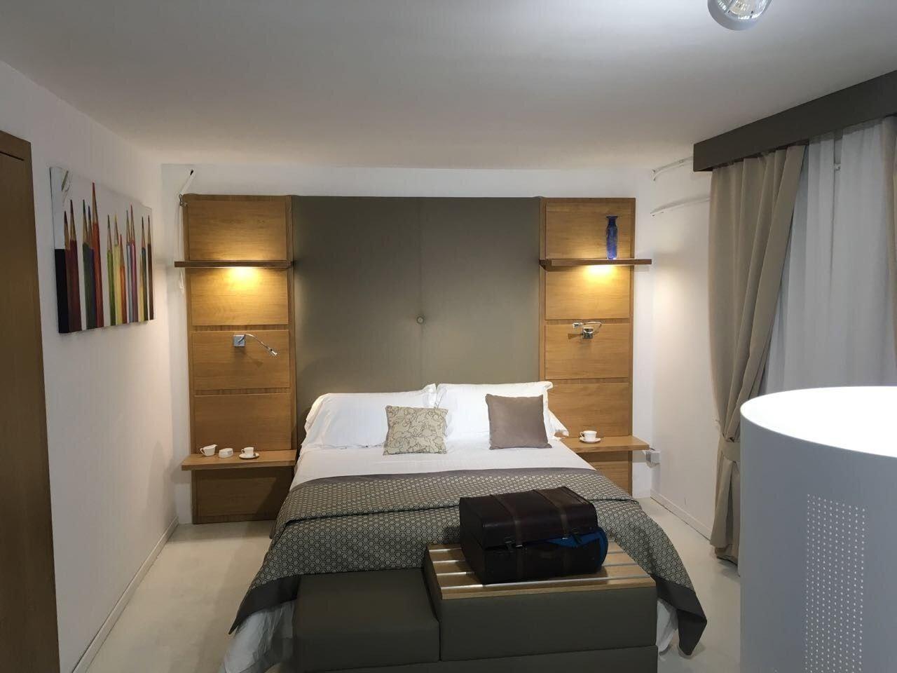 Hotiday Room Collection - Napoli Residenza Scarlatti Экстерьер фото